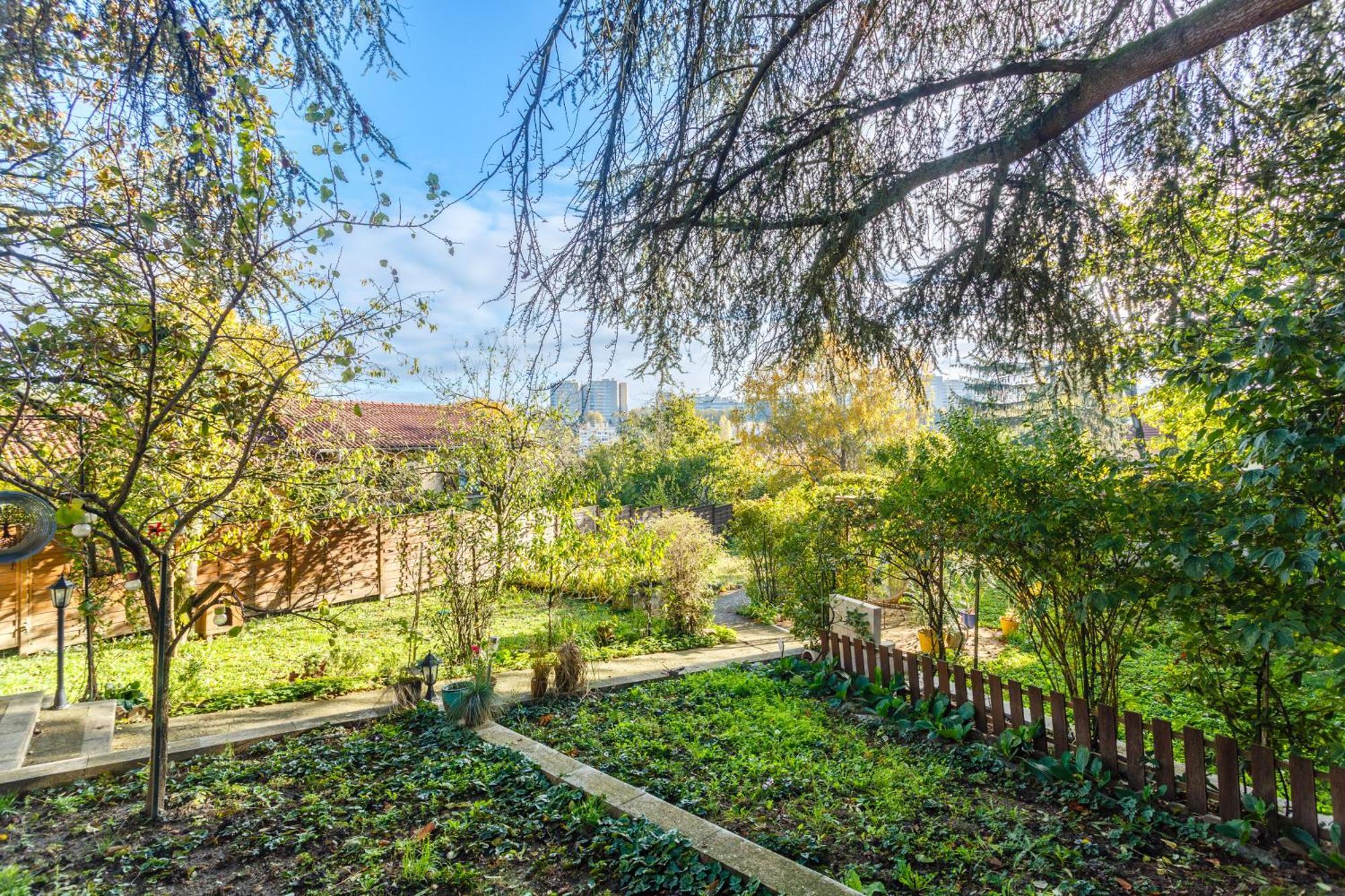 La maison de Daphné Oullins Esterno foto